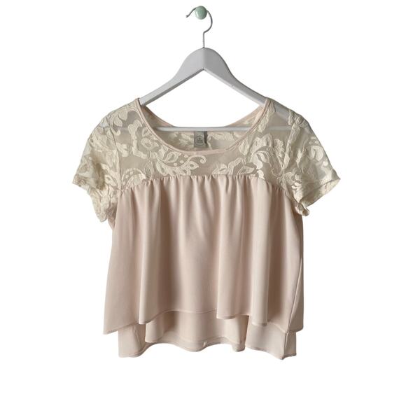 Anthropologie Tops - Anthropologie Paper Crane Cream Floral Blouse Size Small